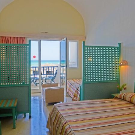 Meninx Hotel Triffa ภายนอก รูปภาพ