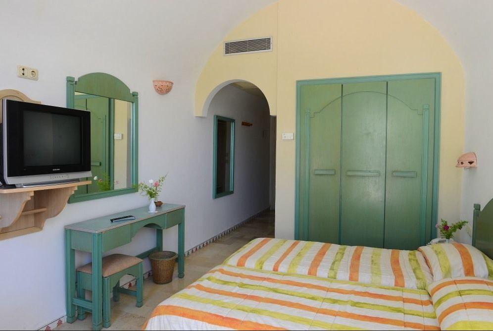 Meninx Hotel Triffa ภายนอก รูปภาพ